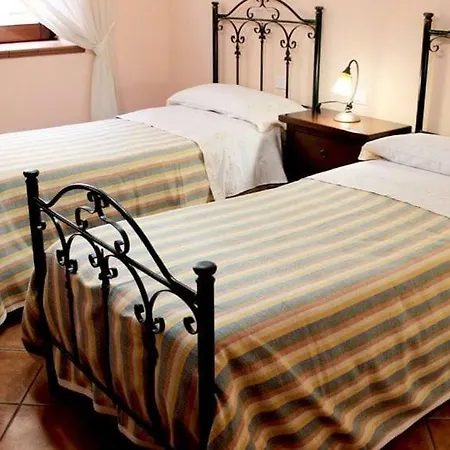 Mela Bed & Breakfast *