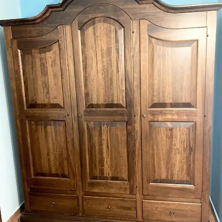 Mela Roggiano Gravina